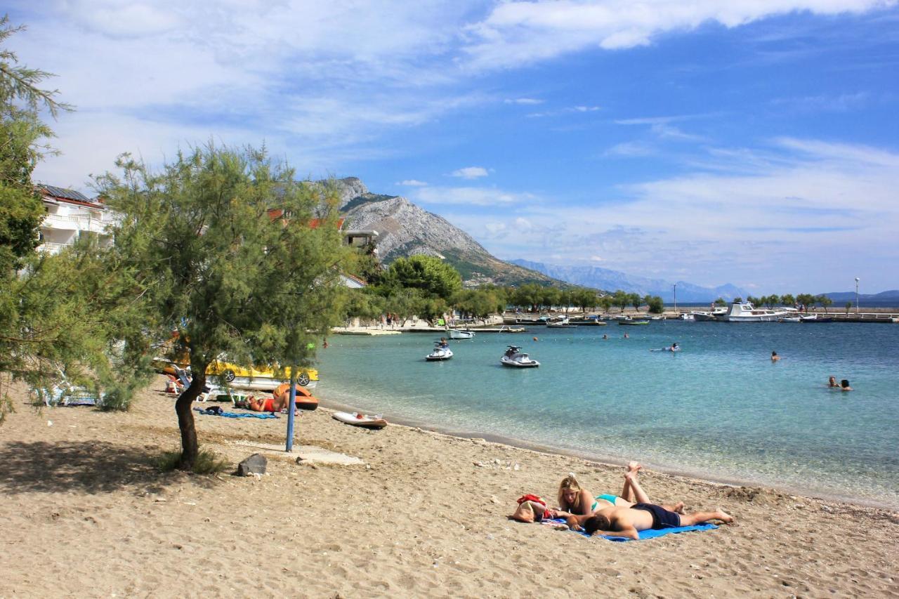 Apartments By The Sea Duce, Omis - 2992 Dugi Rat Exteriör bild