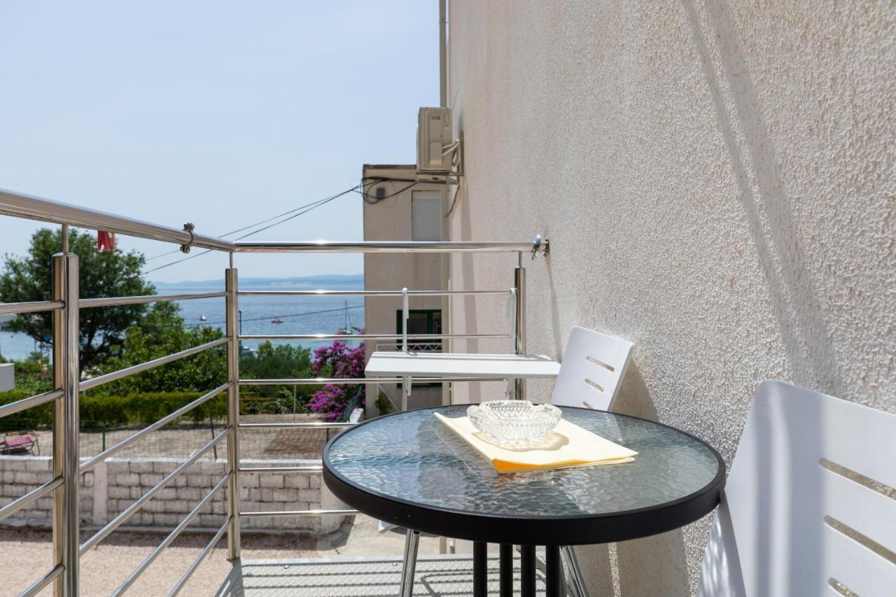 Apartments By The Sea Duce, Omis - 2992 Dugi Rat Exteriör bild