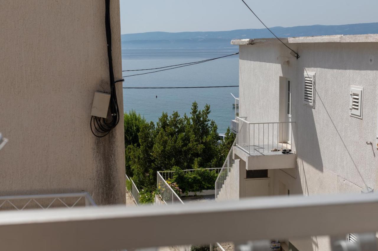 Apartments By The Sea Duce, Omis - 2992 Dugi Rat Exteriör bild