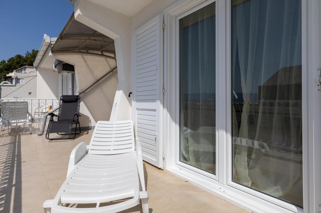 Apartments By The Sea Duce, Omis - 2992 Dugi Rat Exteriör bild