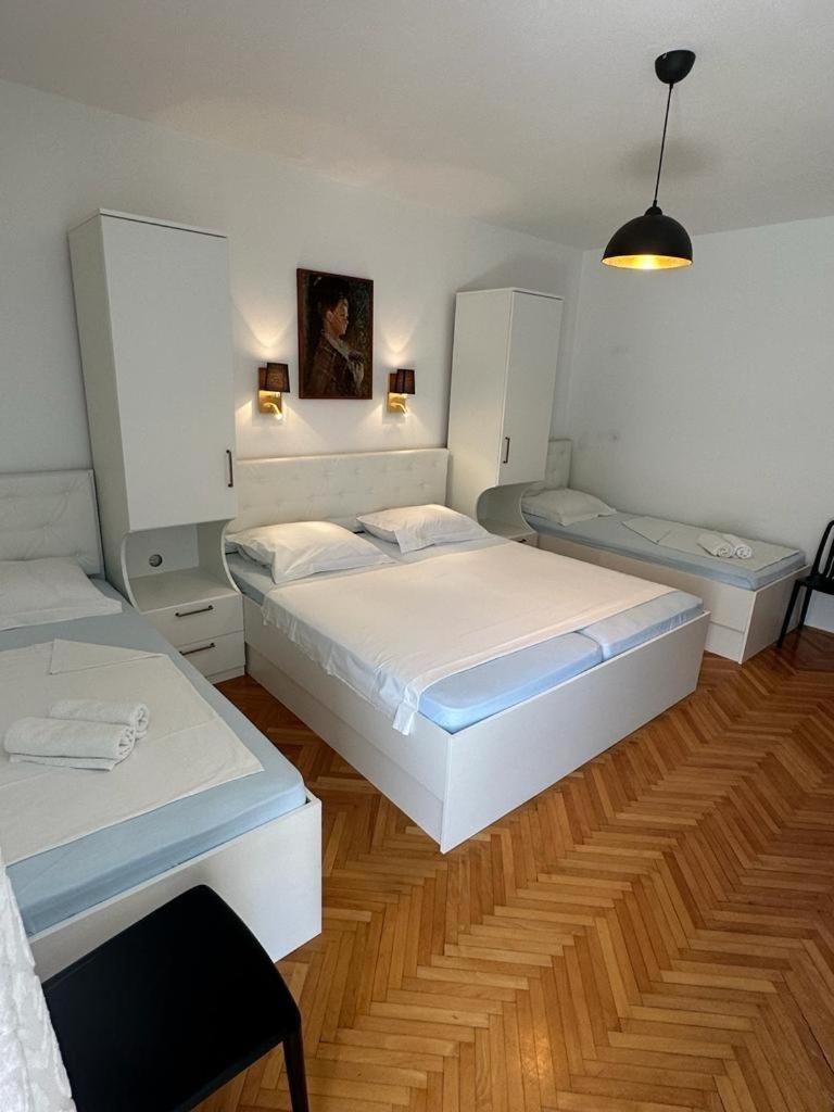 Apartments By The Sea Duce, Omis - 2992 Dugi Rat Rum bild